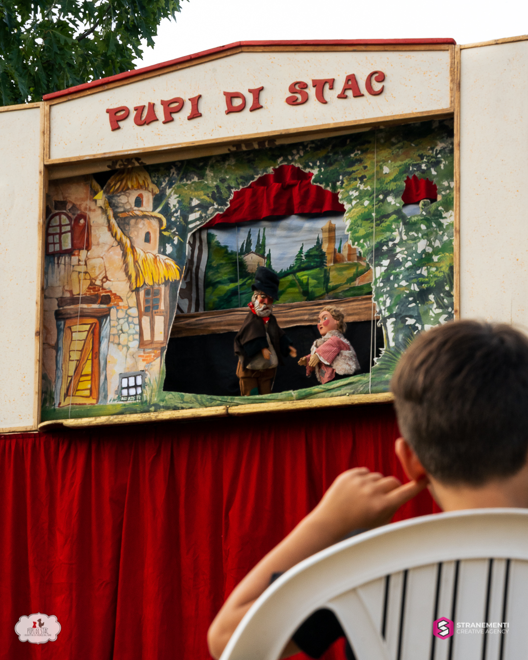 Capuccetto Rosso a Teatro Puccini con i Pupi di Stac