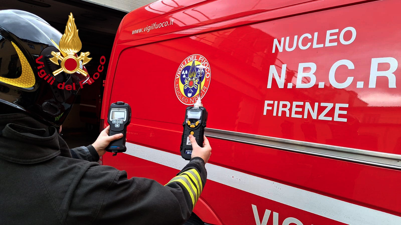 Firenze, spruzzano spray al peperoncino: studenti e prof al pronto soccorso