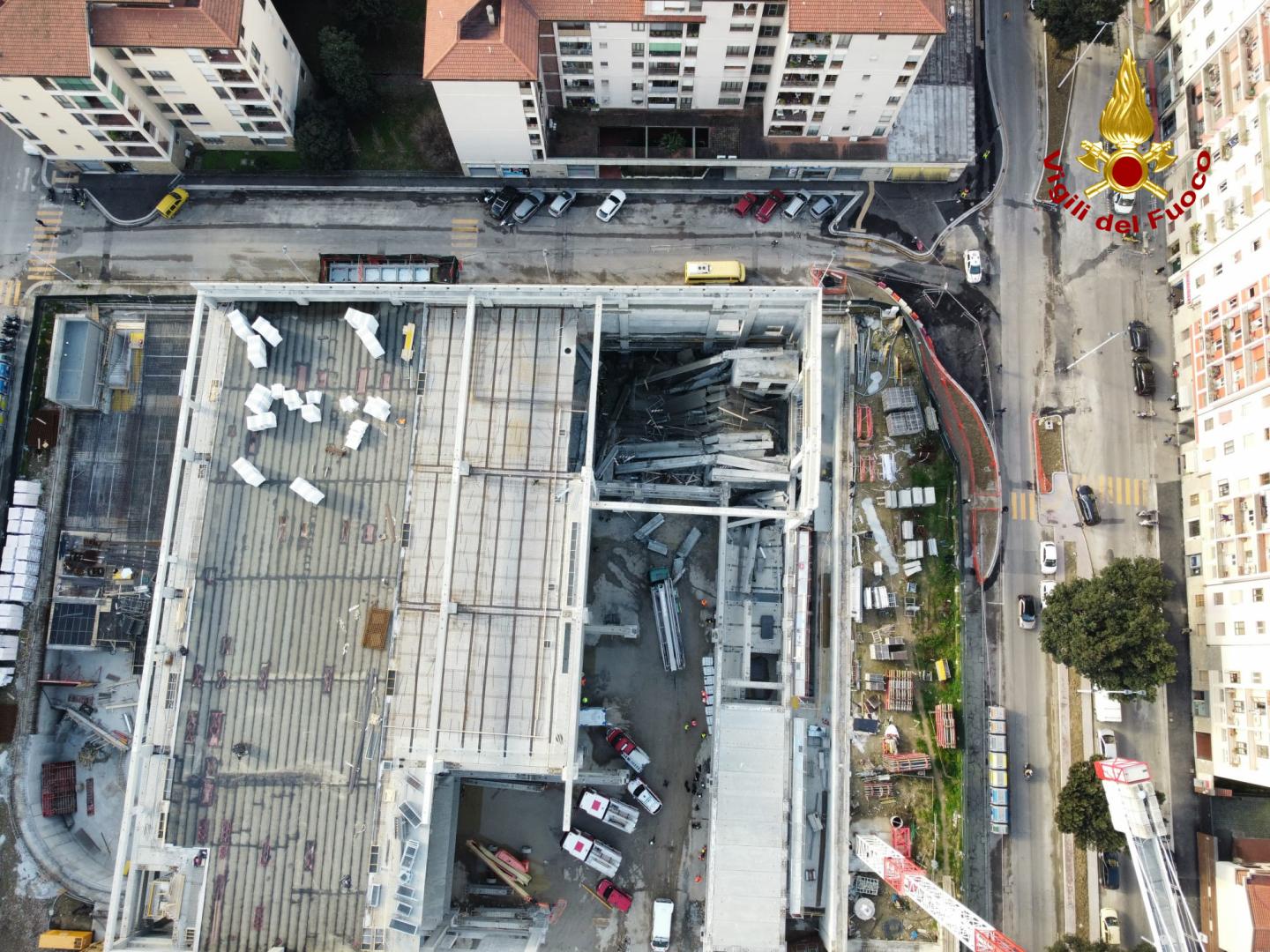 Crollo Firenze: domani lutto cittadino, cordoglio di Mattarella